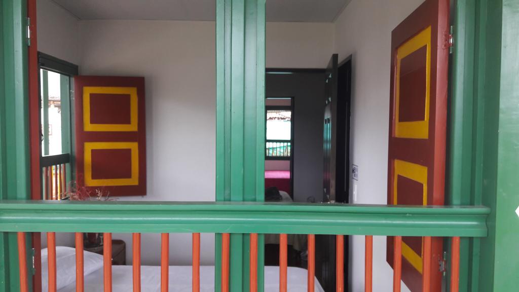 Hostal Casa De Los Taitas Саленто Экстерьер фото