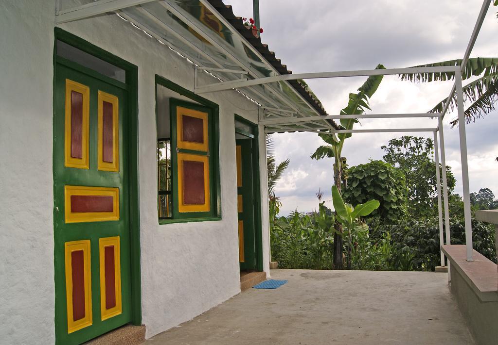Hostal Casa De Los Taitas Саленто Экстерьер фото